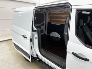 Ford Transit Connect – thumbnail 28