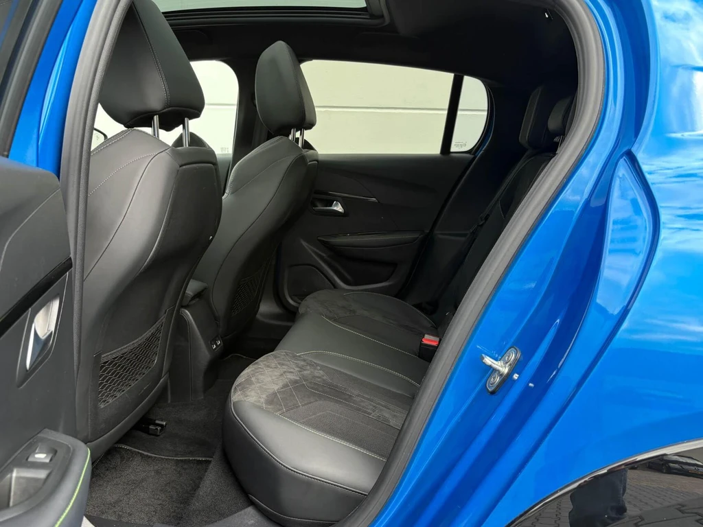 Peugeot e-208 – foto 18