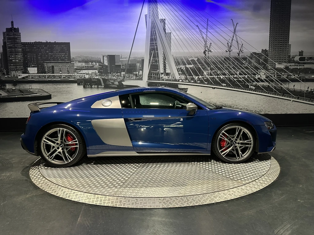 Audi R8 – foto 11