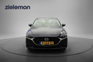Mazda 3 – thumbnail 8