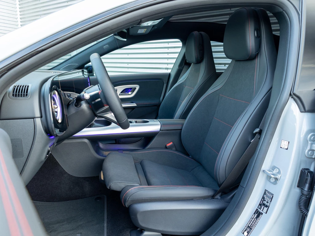 Mercedes-Benz CLA – foto 8