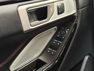 Ford Explorer – thumbnail 20