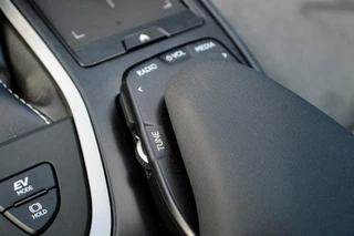 Lexus UX – thumbnail 19