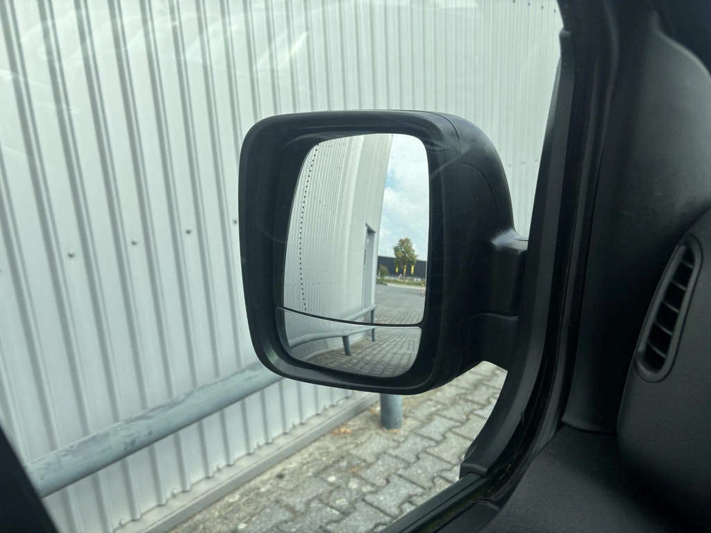 Renault Trafic – foto 30