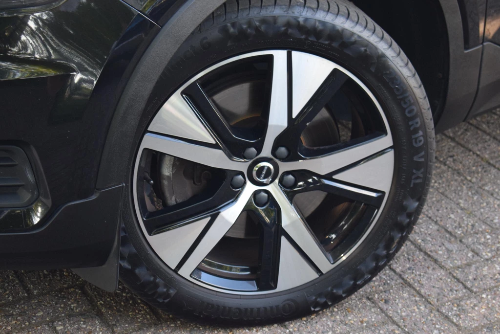 Volvo XC40 – foto 17
