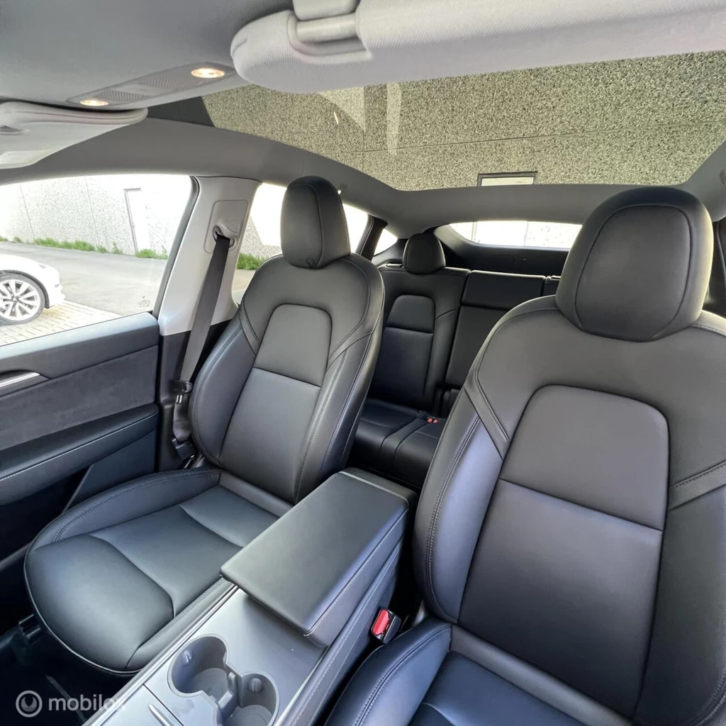 Tesla Model Y – foto 10