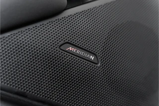 Land Rover Range Rover Velar – thumbnail 33