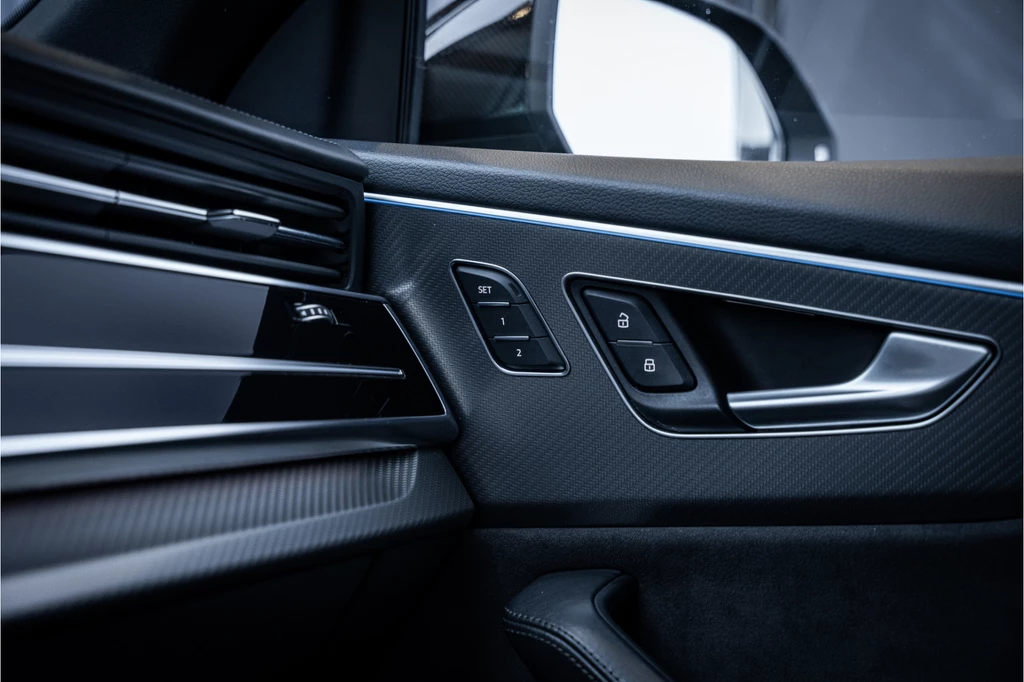 Audi RSQ8 – foto 35