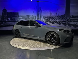 BMW M5 – thumbnail 1