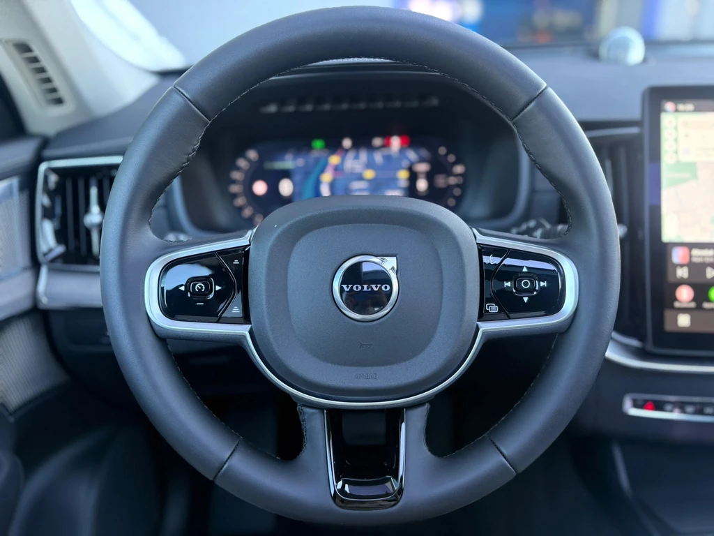 Volvo XC90 – foto 23