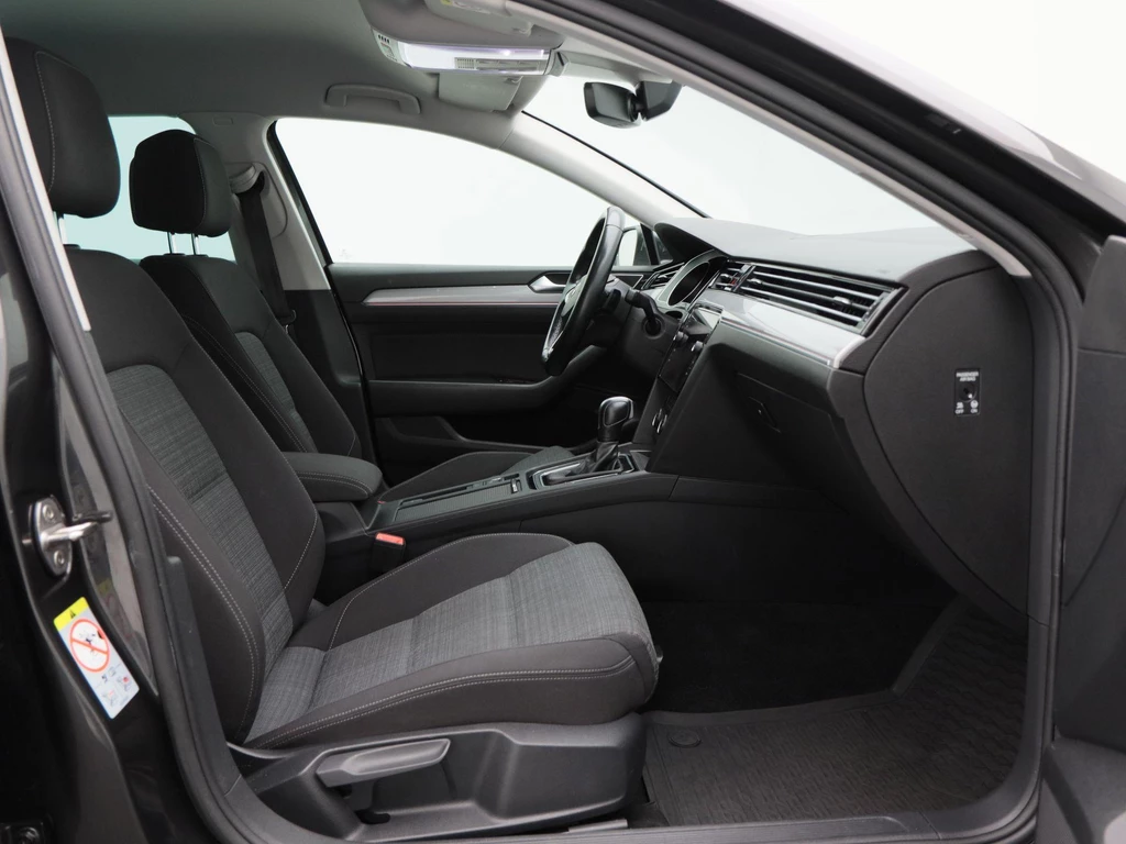 Volkswagen Passat – foto 38