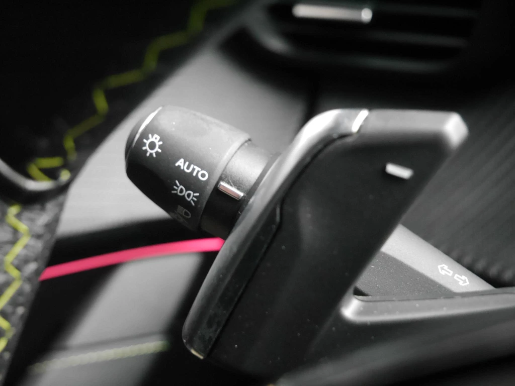 Peugeot 208 – foto 21