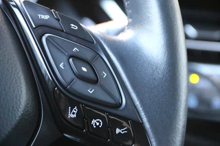 Toyota C-HR – thumbnail 14