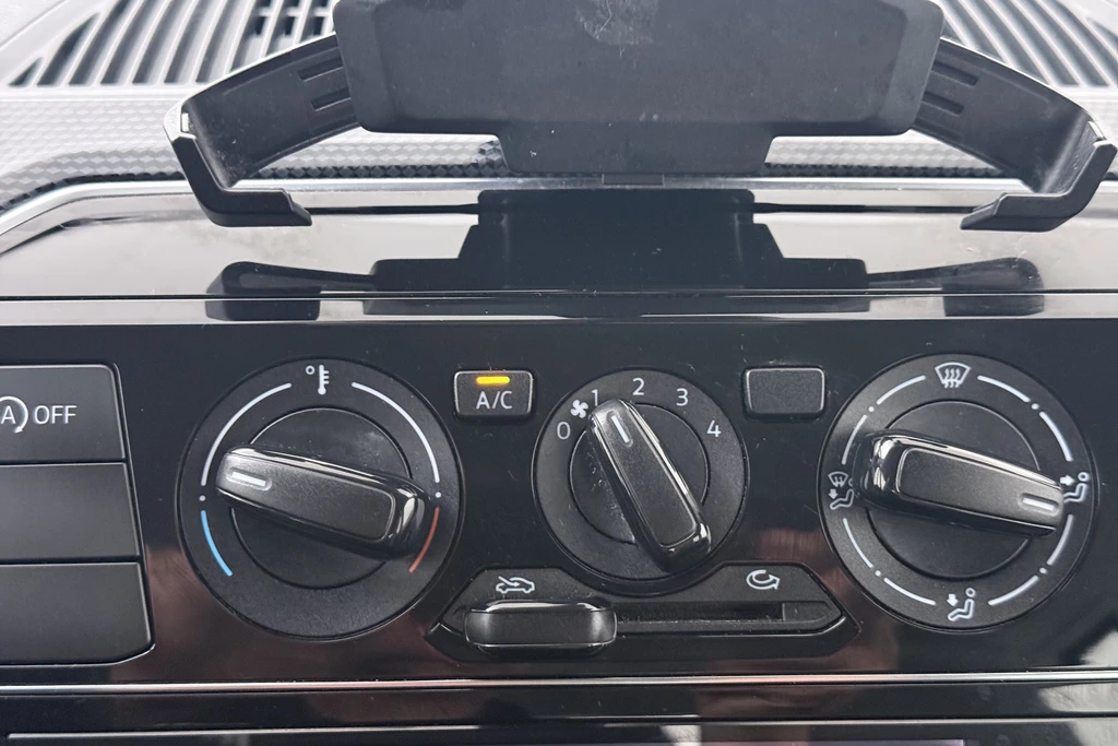 Volkswagen up! – foto 18