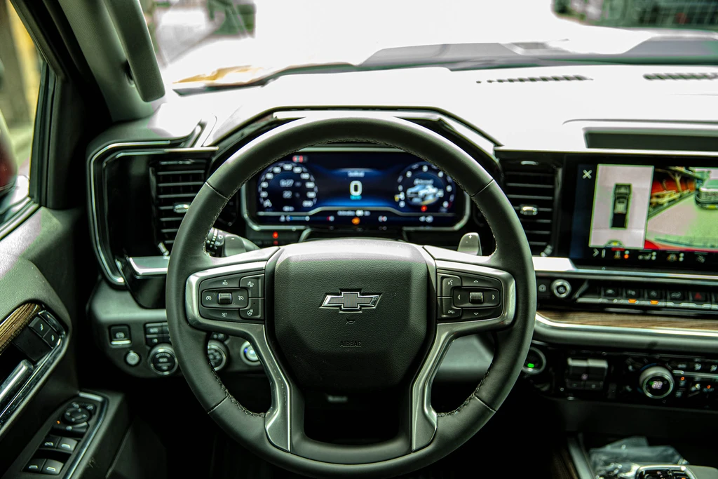 Chevrolet Silverado – foto 21