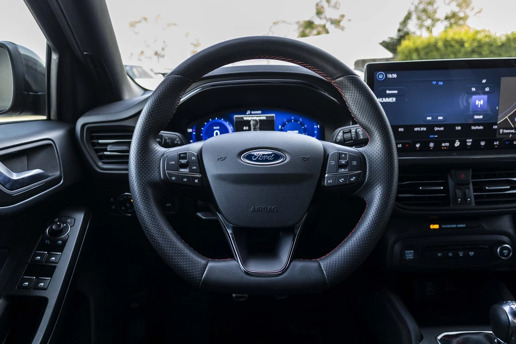 Ford Focus – foto 12