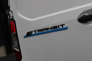 Ford E-Transit Courier – thumbnail 33