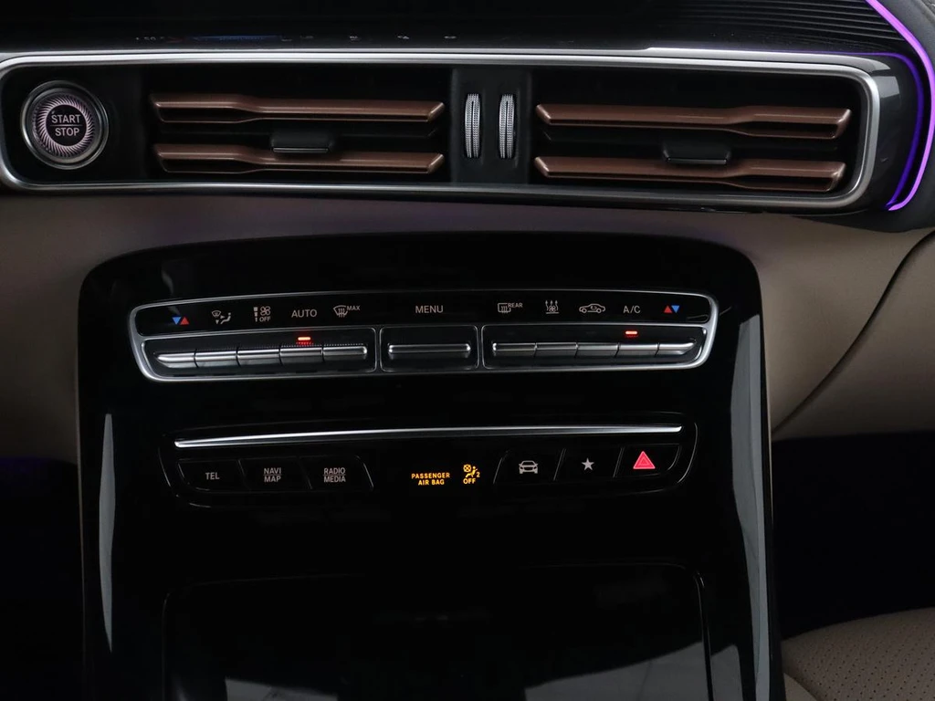 Mercedes-Benz EQC – foto 46