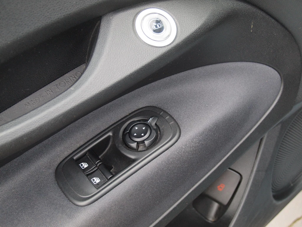 Fiat 500C – foto 32