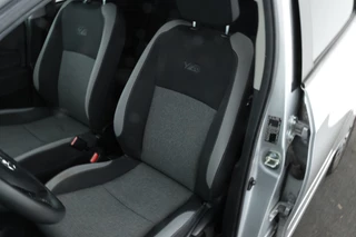 Toyota Yaris – thumbnail 16