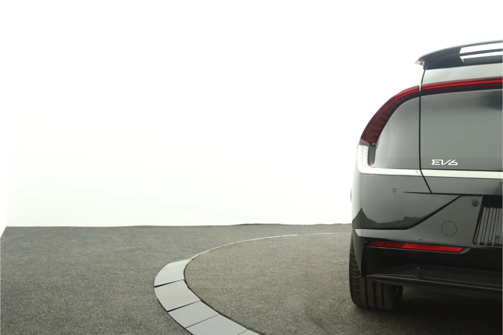 Kia EV6 – foto 8