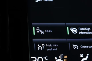 Volvo XC40 – thumbnail 23