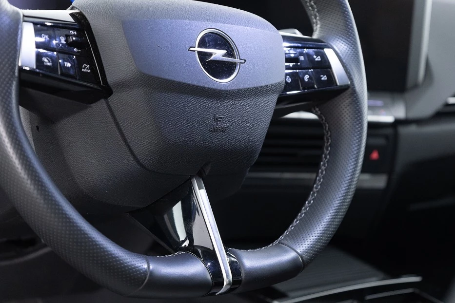 Opel Astra – foto 18