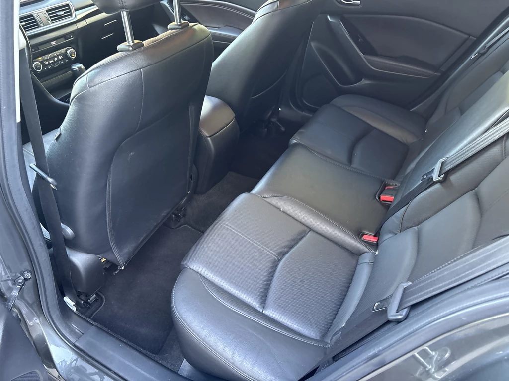 Mazda 3 – foto 11
