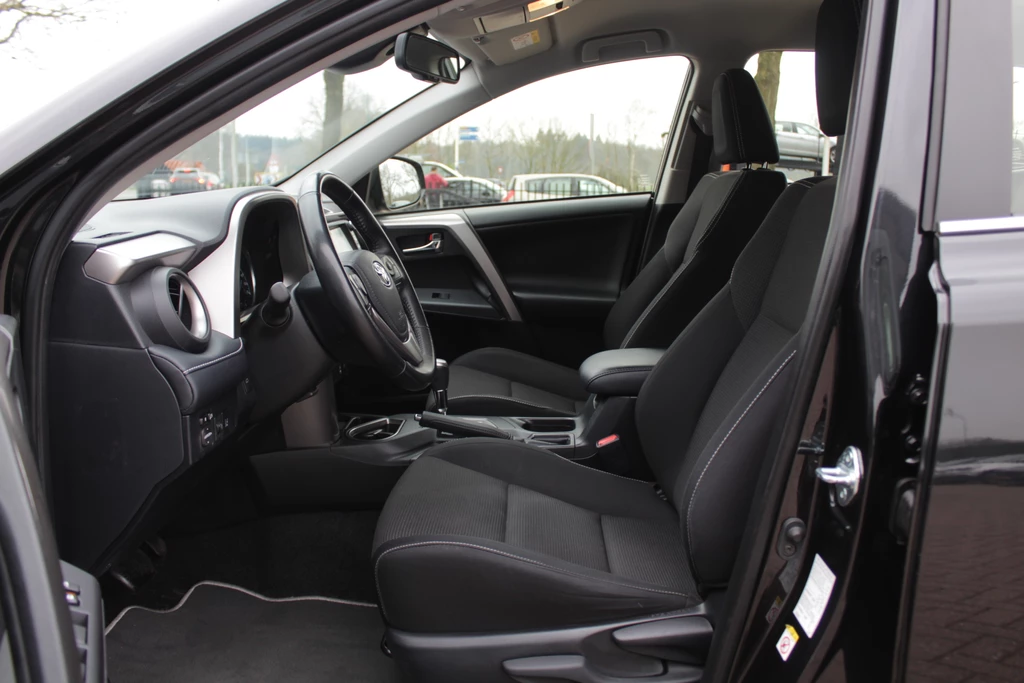 Toyota RAV4 – foto 13