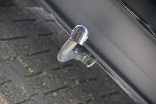 Tesla Model X – thumbnail 8