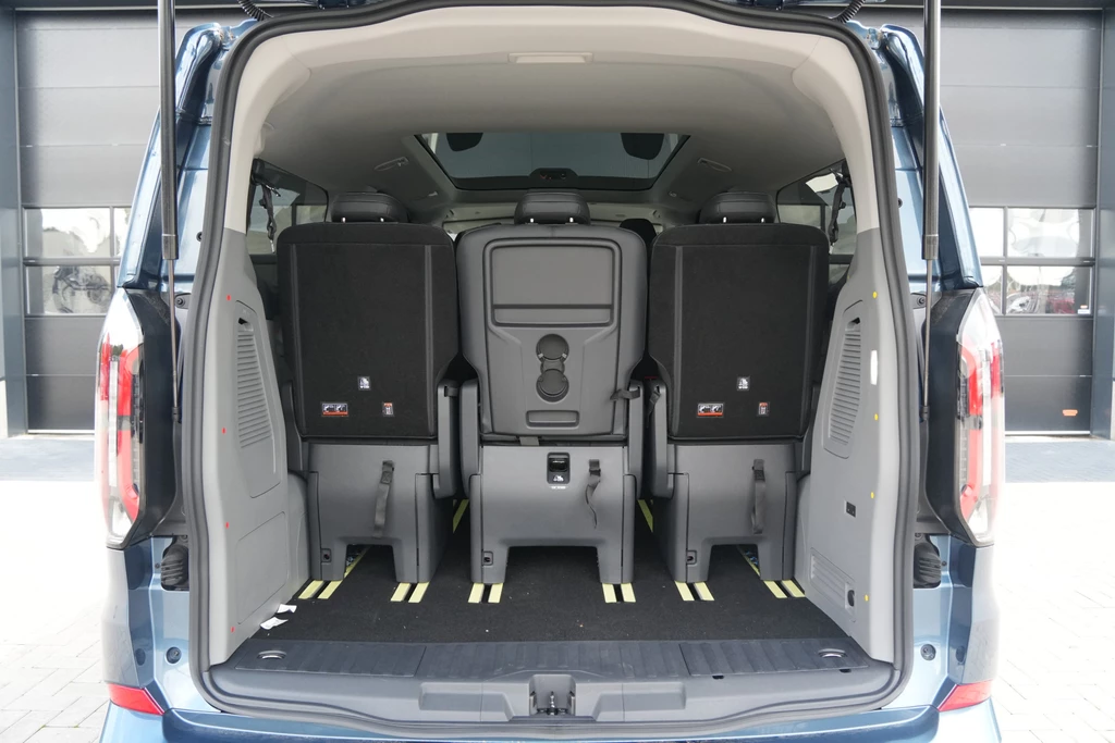 Ford Tourneo Custom – foto 12
