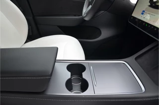 Tesla Model Y – thumbnail 8