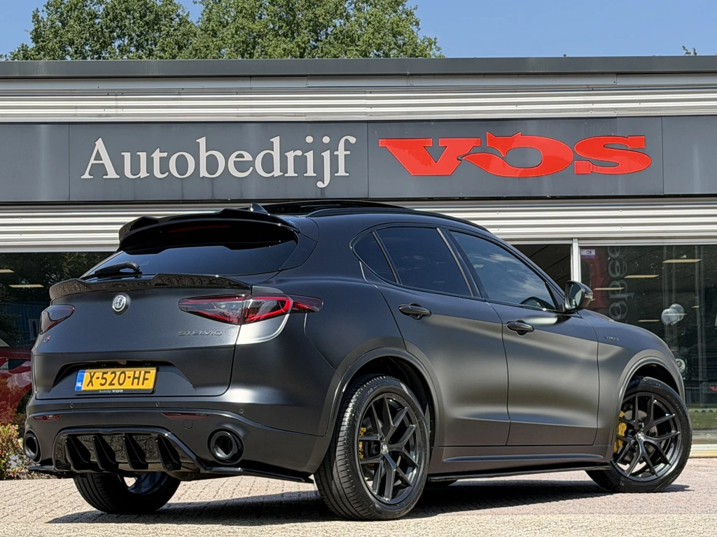 Alfa Romeo Stelvio – foto 5