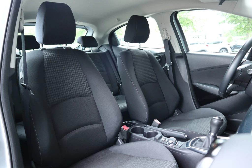 Mazda 2 – foto 11