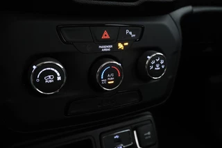 Jeep Renegade – thumbnail 28