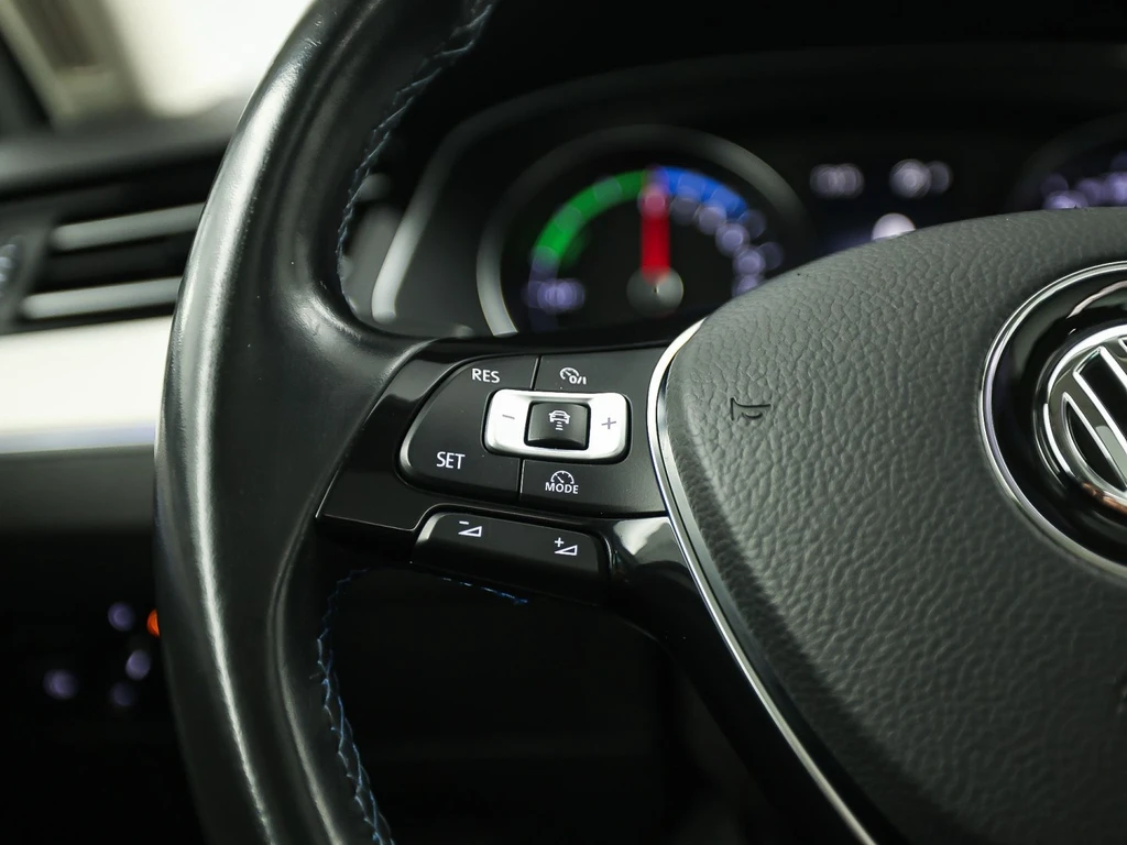 Volkswagen Passat – foto 16
