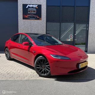 Tesla Model 3 – thumbnail 7
