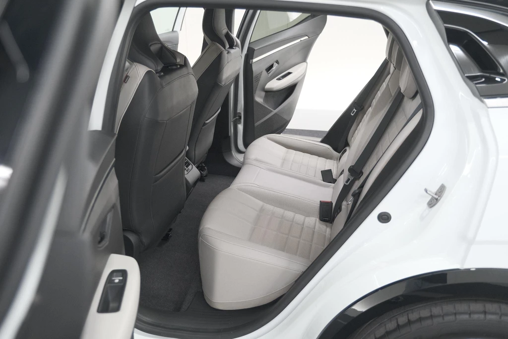Renault Megane E-Tech – foto 33
