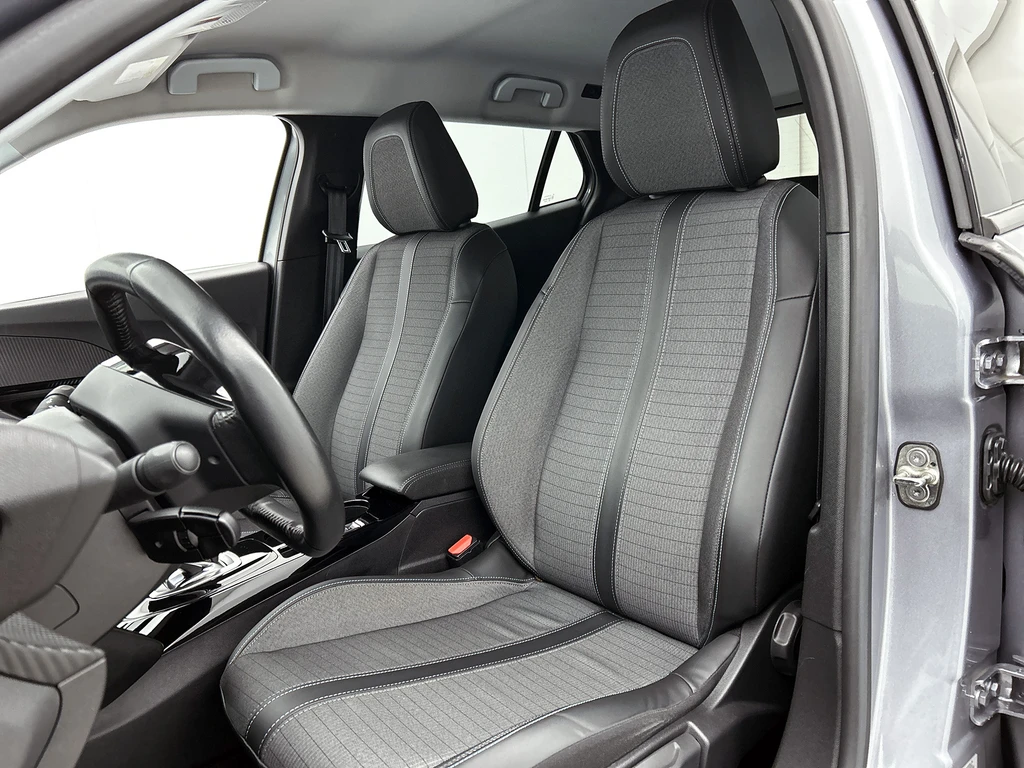 Peugeot e-2008 – foto 35