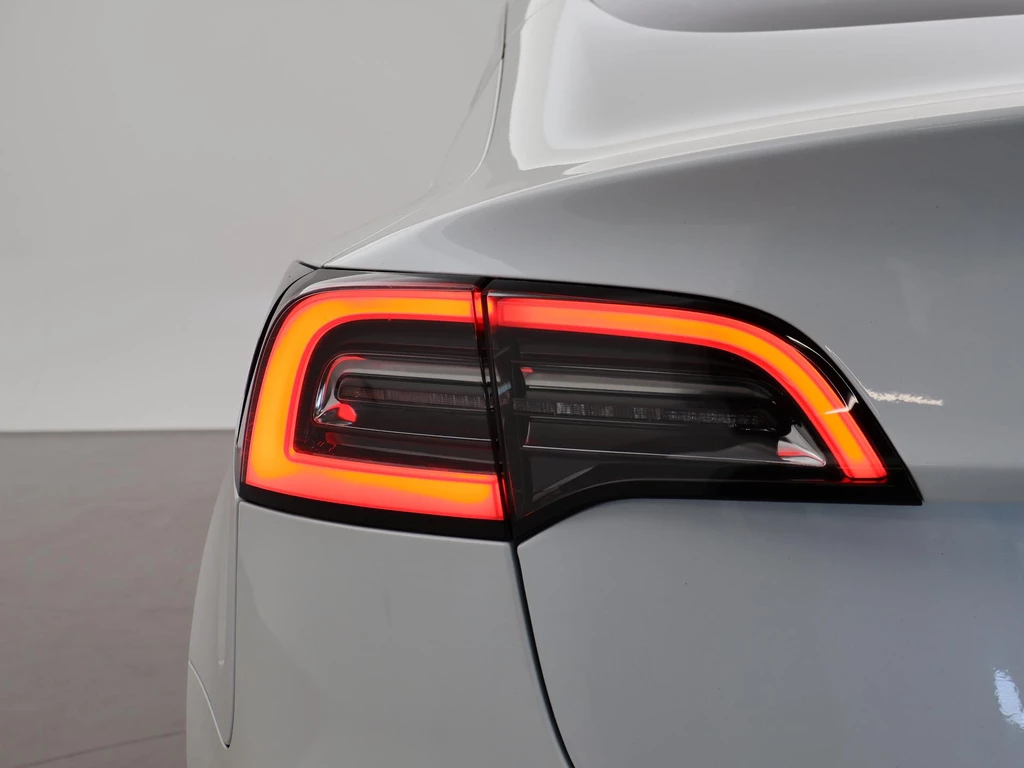 Tesla Model 3 – foto 17