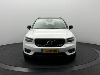 Volvo XC40 – thumbnail 7