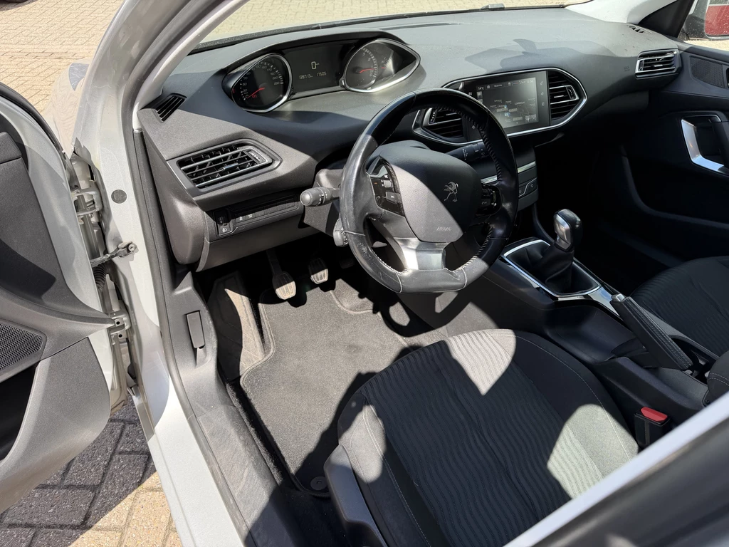 Peugeot 308 – foto 16