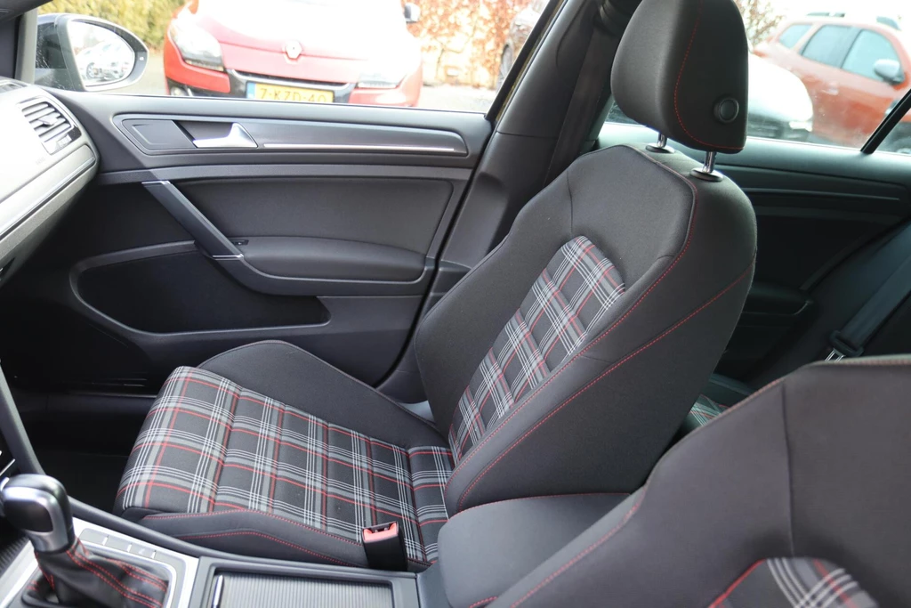Volkswagen Golf – foto 81