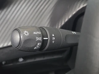 Peugeot 208 – thumbnail 22
