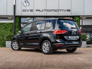Volkswagen Touran – thumbnail 3