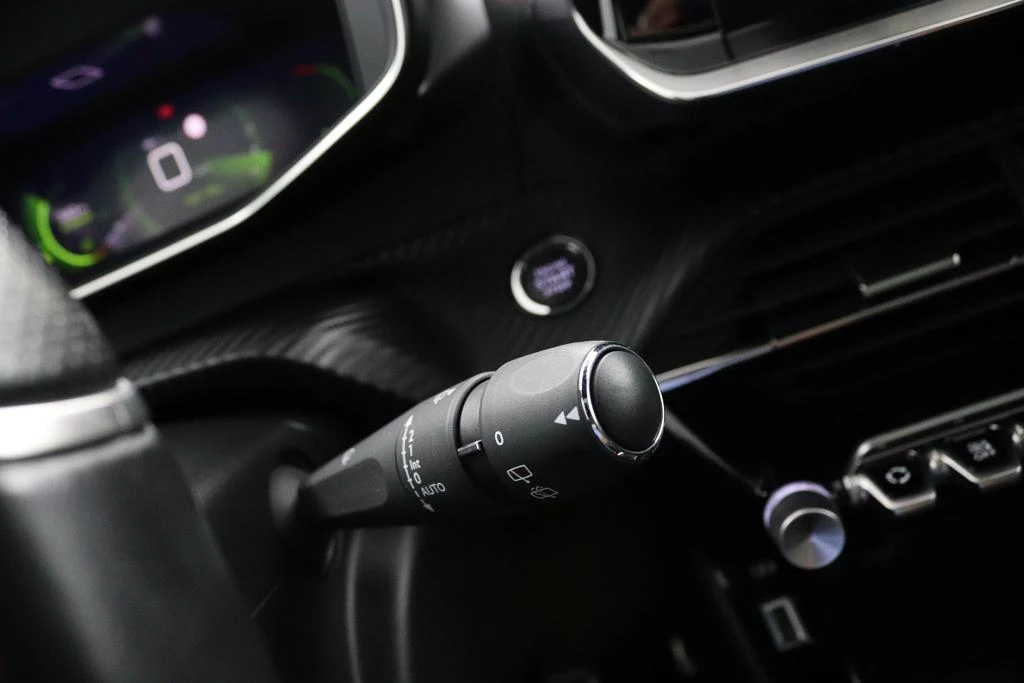 Peugeot 208 – foto 34