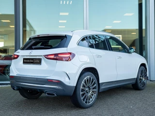 Mercedes-Benz GLA – thumbnail 2