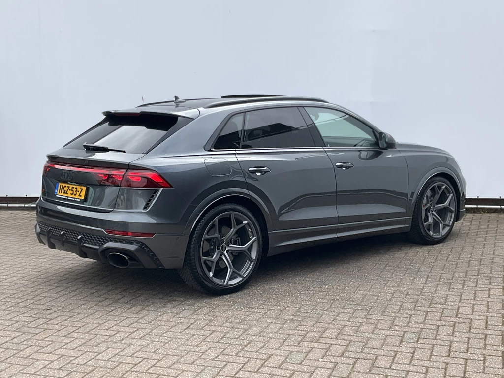 Audi RSQ8 – foto 9