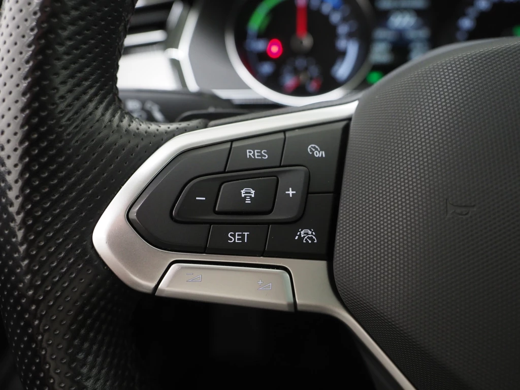 Volkswagen Passat – foto 22