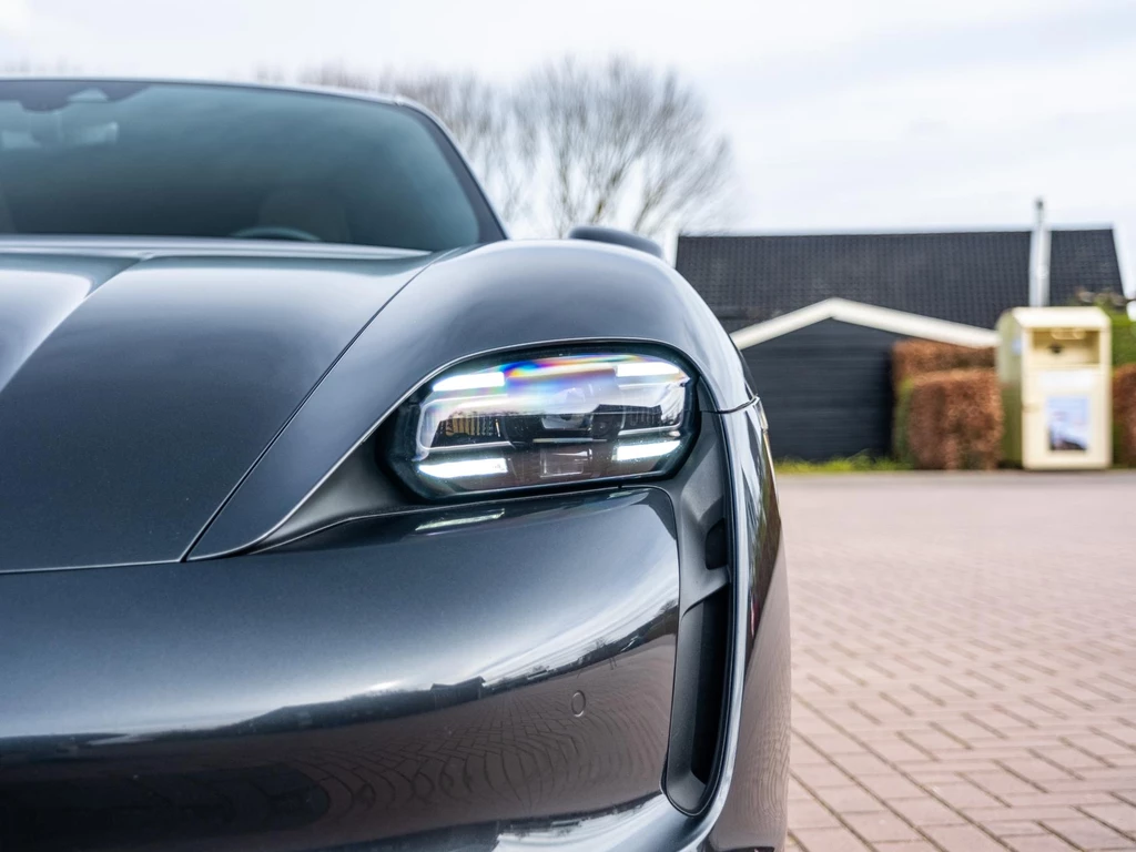 Porsche Taycan – foto 27